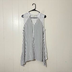 11.1 TYLHO Womans Shirt Dress White /Black Striped Sleeveless Size M